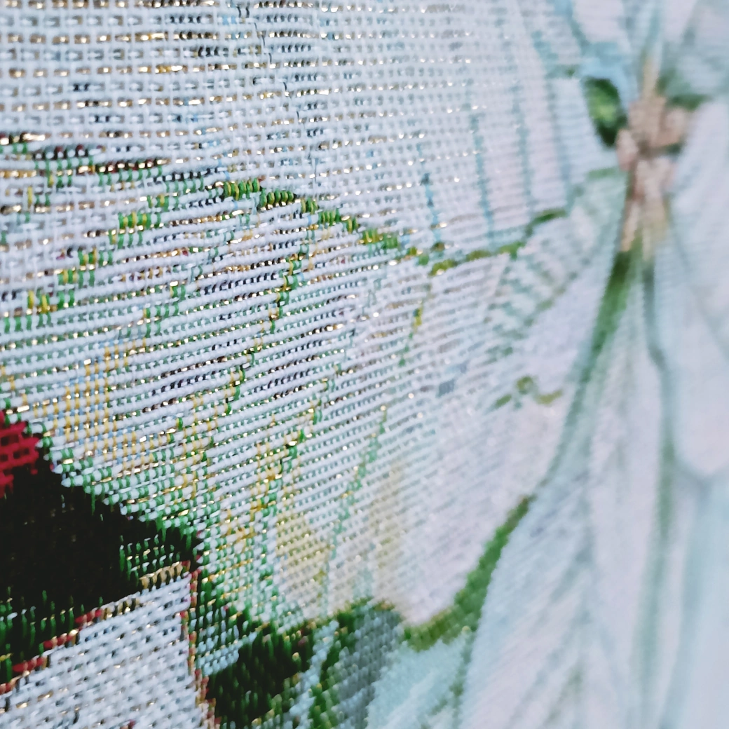 Poszewka gobelinowa świąteczna - Poinsecja biała gold-lurex-zlota-nitka-poszewka-gobelinowa-marion-poinsecja