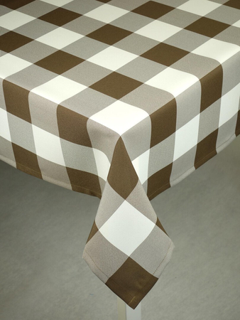 Obrus w kratkę 7x7 cm brązowy - podszyty,