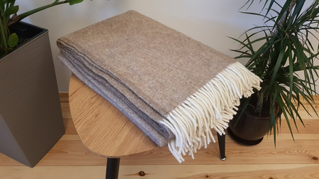 Koc z wełny nowozelandzkiej 150x200 Beżowy