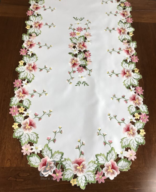 Bieżnik haftowany  60x120 cm - D-18020B