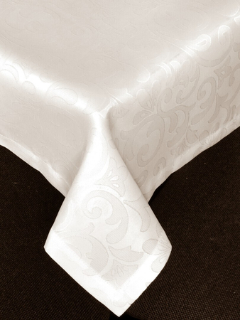 Obrus "Pnącza" ekri - podszyty