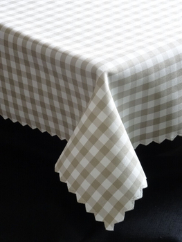 Obrus "Kratka" beżowy - ząbek