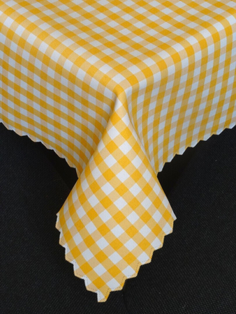 Obrus "Kratka" żółta - ząbek